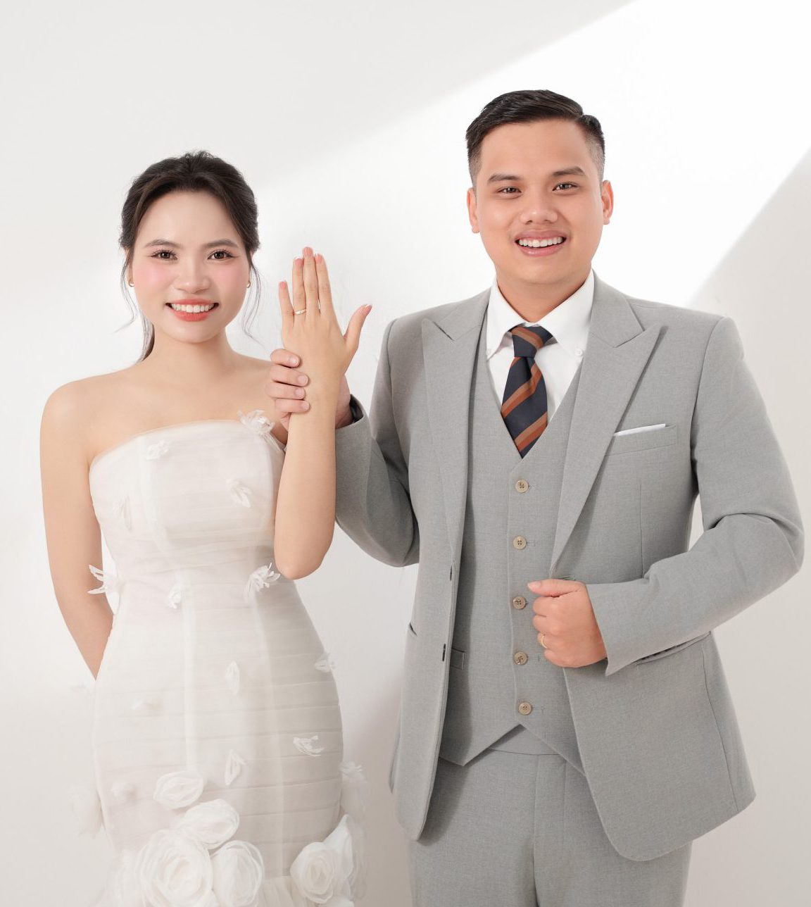 Đắc Văn – Nguyễn Mai